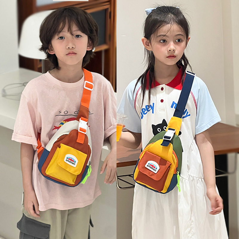 Embroidery Font - Neue modische Kinder-Brusttasche, Unisex, coole Farbblockierung,