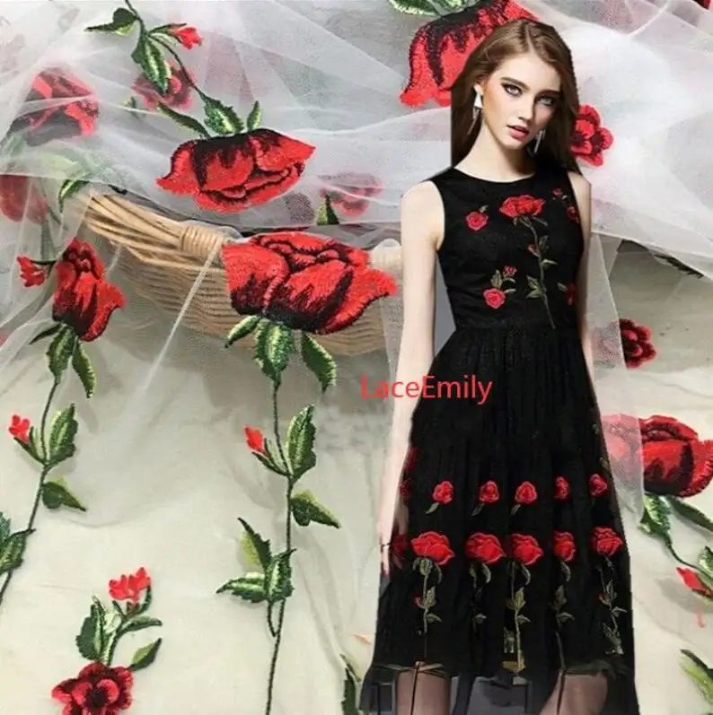 Embroidery Roses - Rote Rose Spitzenstoff Blumenstickerei Weicher schwarzer