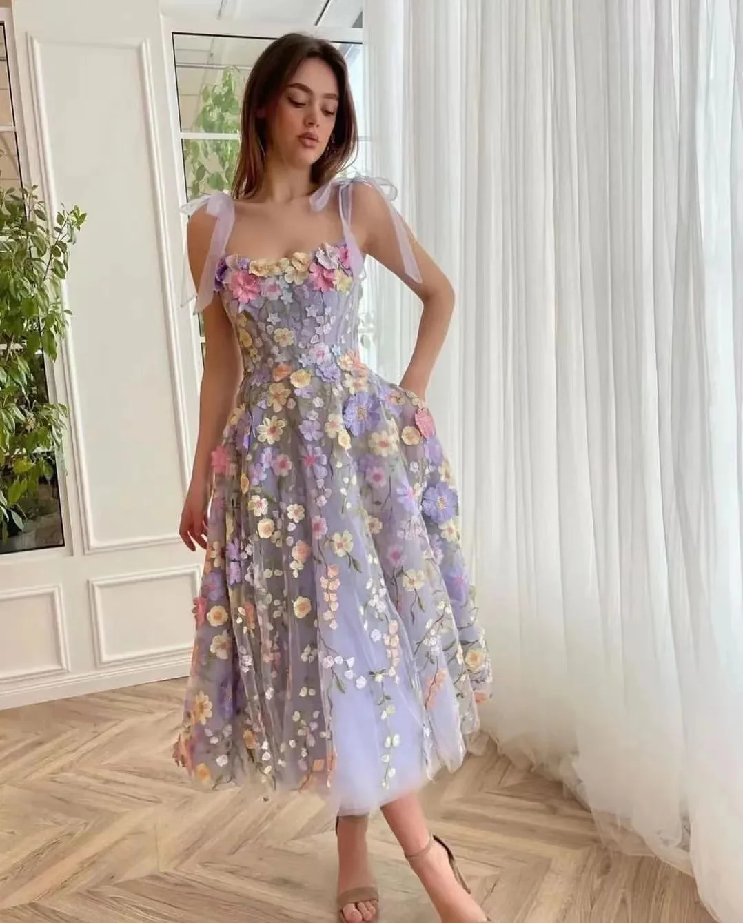 Embroidery Zara - Damenkleid, modisch, 3D-Blumenstickerei, umwickelt, Hüfte, ärmellos,