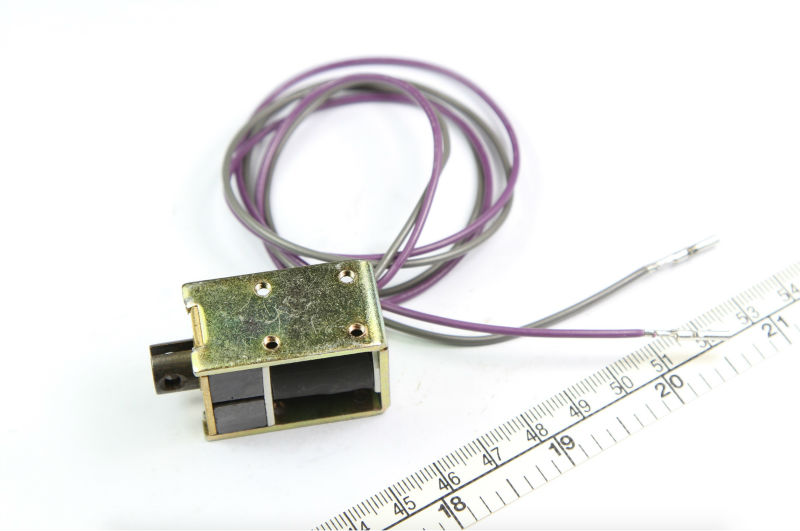 A9056037 Halten Magnet TDS-K10 – Embroidery Machine Barudan Bewertung und Preis
