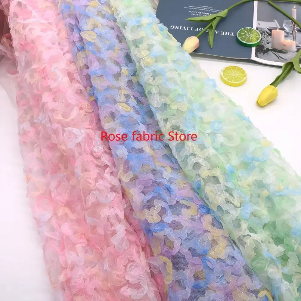 Farbverlauf-Chiffon mit Rosen- – Embroidery Roses Bewertung und Preis