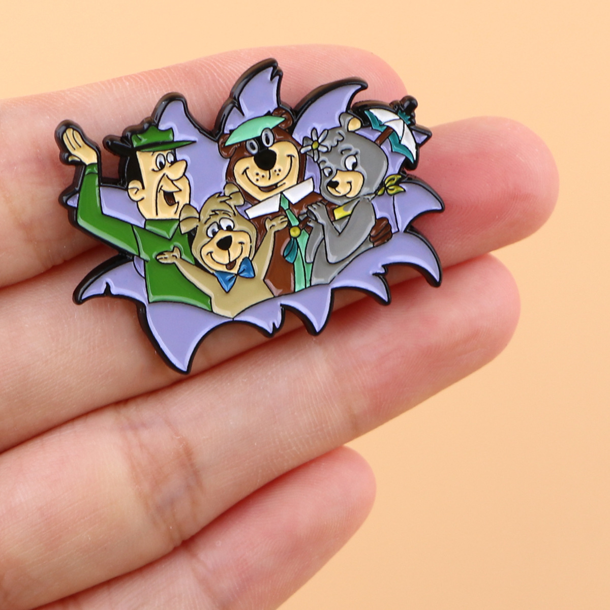 Neueste Anime-Cartoon-Bär Weic – Embroidery Textile Bewertung und Preis