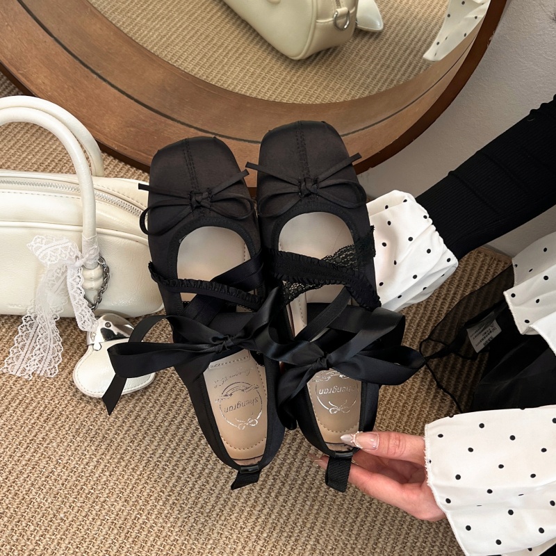 Neue Frühlings-Ballerinas mit  – Embroidery Flat Shoes Bewertung und Preis