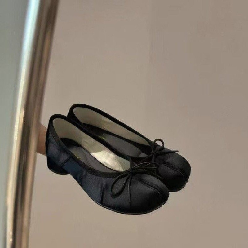 Sweet Bow Damen Frühjahr 2026  – Embroidery Flat Shoes Bewertung und Preis