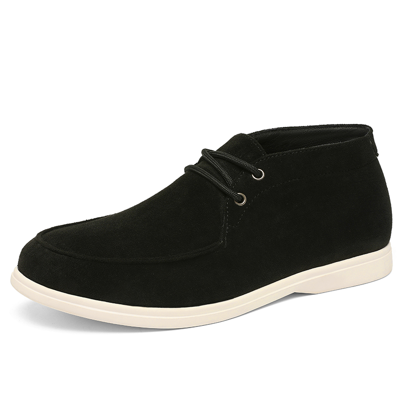 Klassische Chukka-Stiefel aus  – Embroidery White Bewertung und Preis