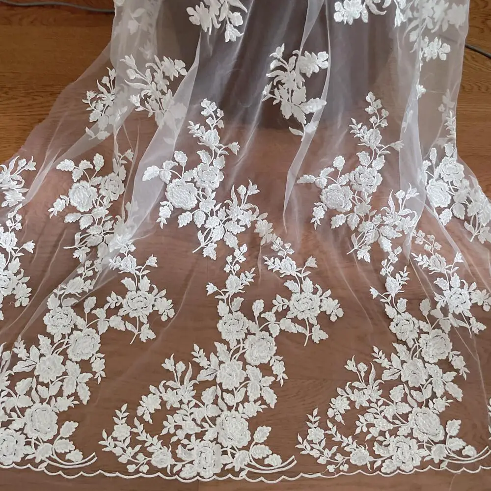 Französischer bestickter Spitz – Embroidery Flower Pattern Bewertung und Preis